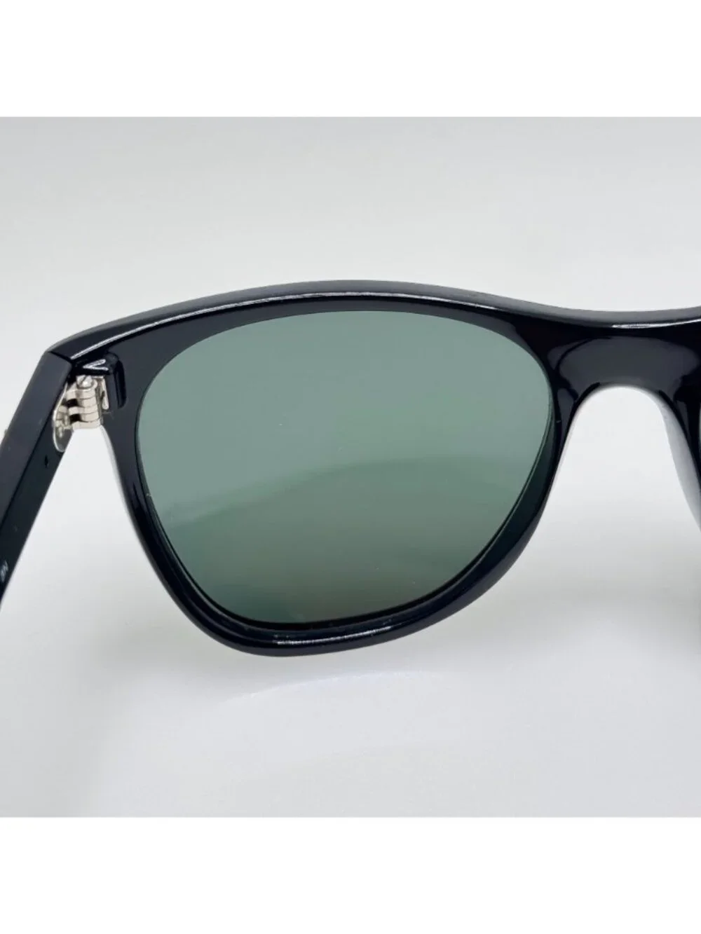 Ray Ban Sunglasses RB 4184 601/71 Black Brazil 54-17-145 B